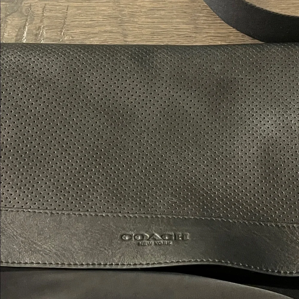 Coach New York Terrain Trek Commuter Laptop Bag Shoulder Strap black leather